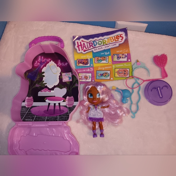 Hairdorables Color Magic Blow Dry Besties Willow Doll  Pre-owned - Picture 3 of 10